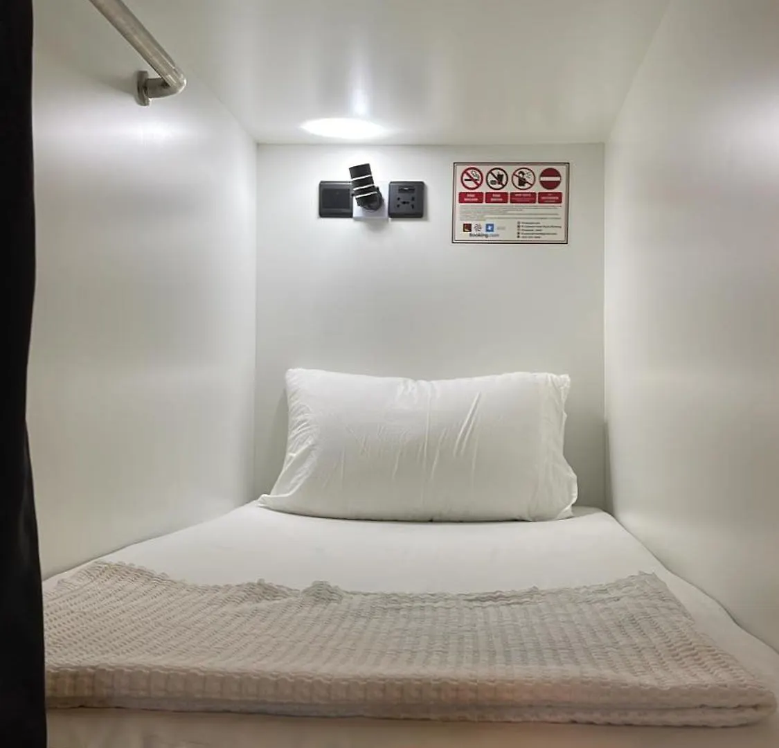 J Capsule Hotel Kuala Lumpur 0*,